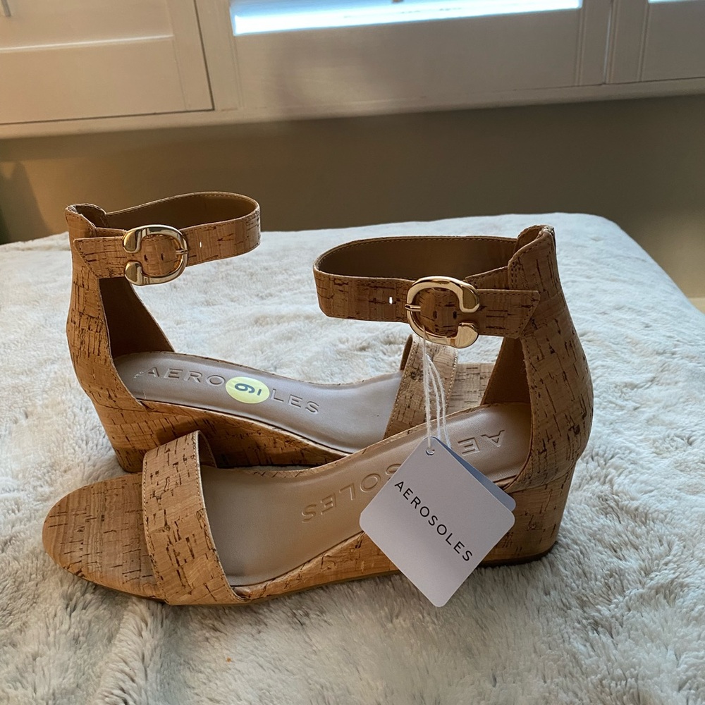 AEROSOLES Cork Tan Wedge Sandals